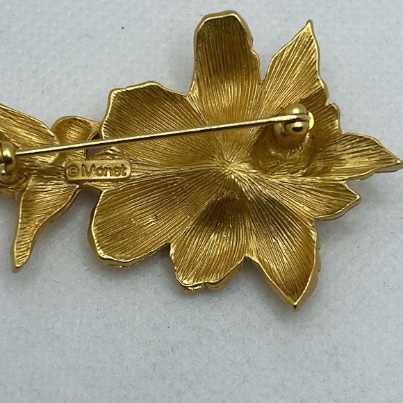 Monet Humming Bird Brooch - vintage! - Picture 8 of 11